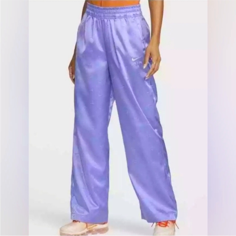 Nike Women's Air Satin Wide-Leg Pants-Light Purple Size women’s L, NWT